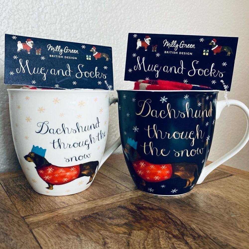 NWT 2-pc Christmas Dachshund Dog Mug & Socks Set